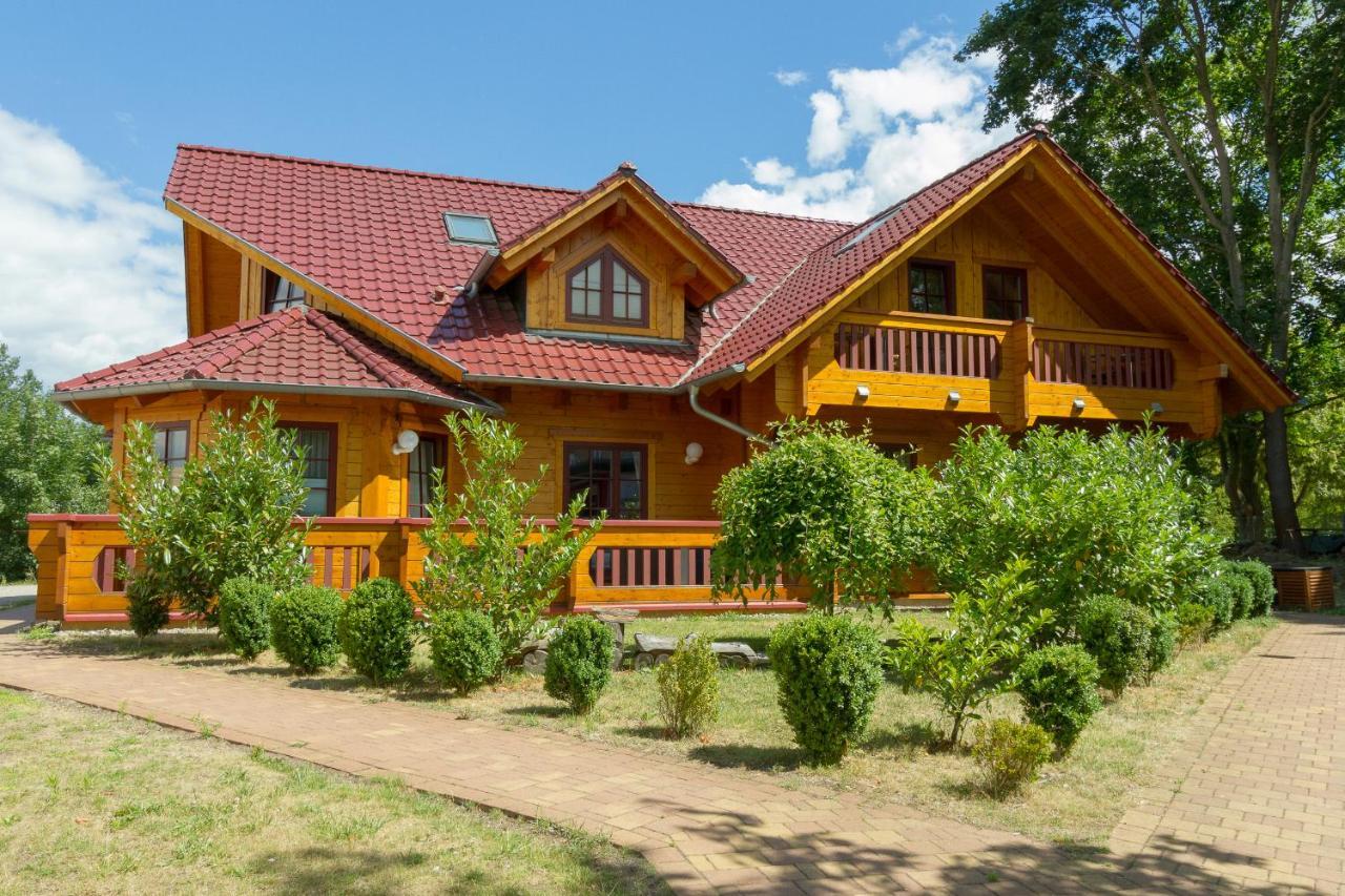 Hotel & Restaurant Wilder Eber Eberswalde-Finow Εξωτερικό φωτογραφία
