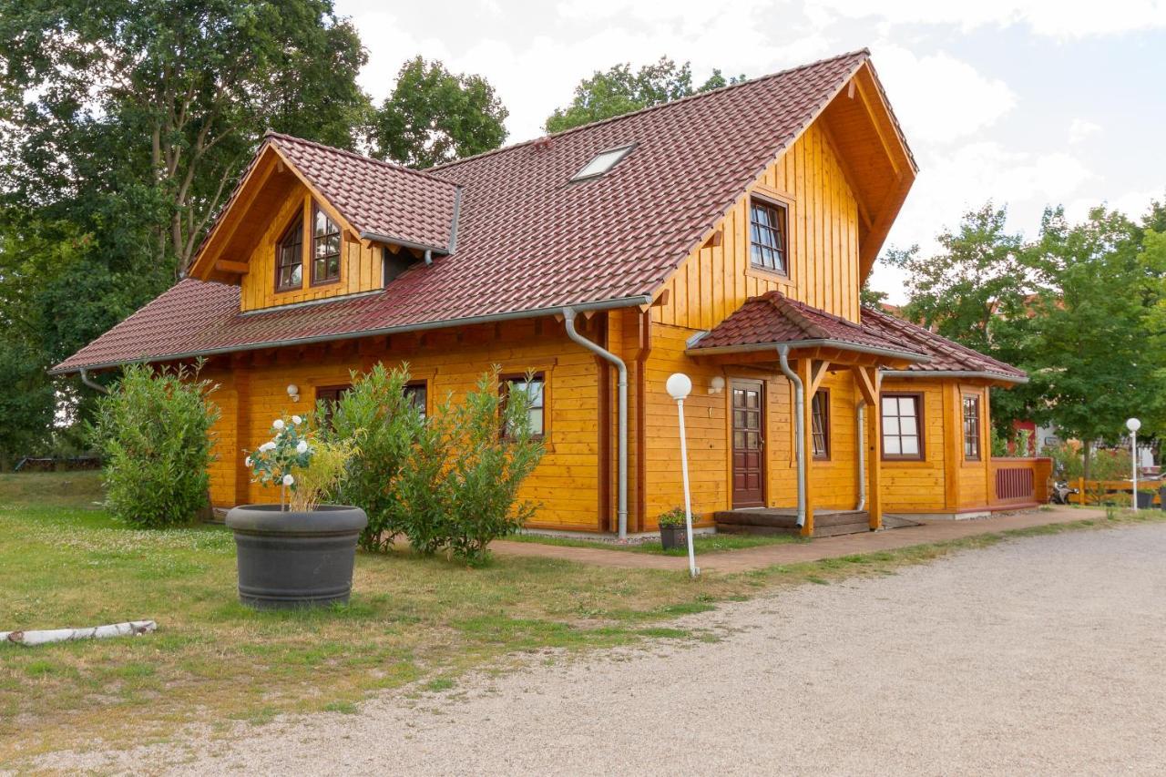 Hotel & Restaurant Wilder Eber Eberswalde-Finow Εξωτερικό φωτογραφία