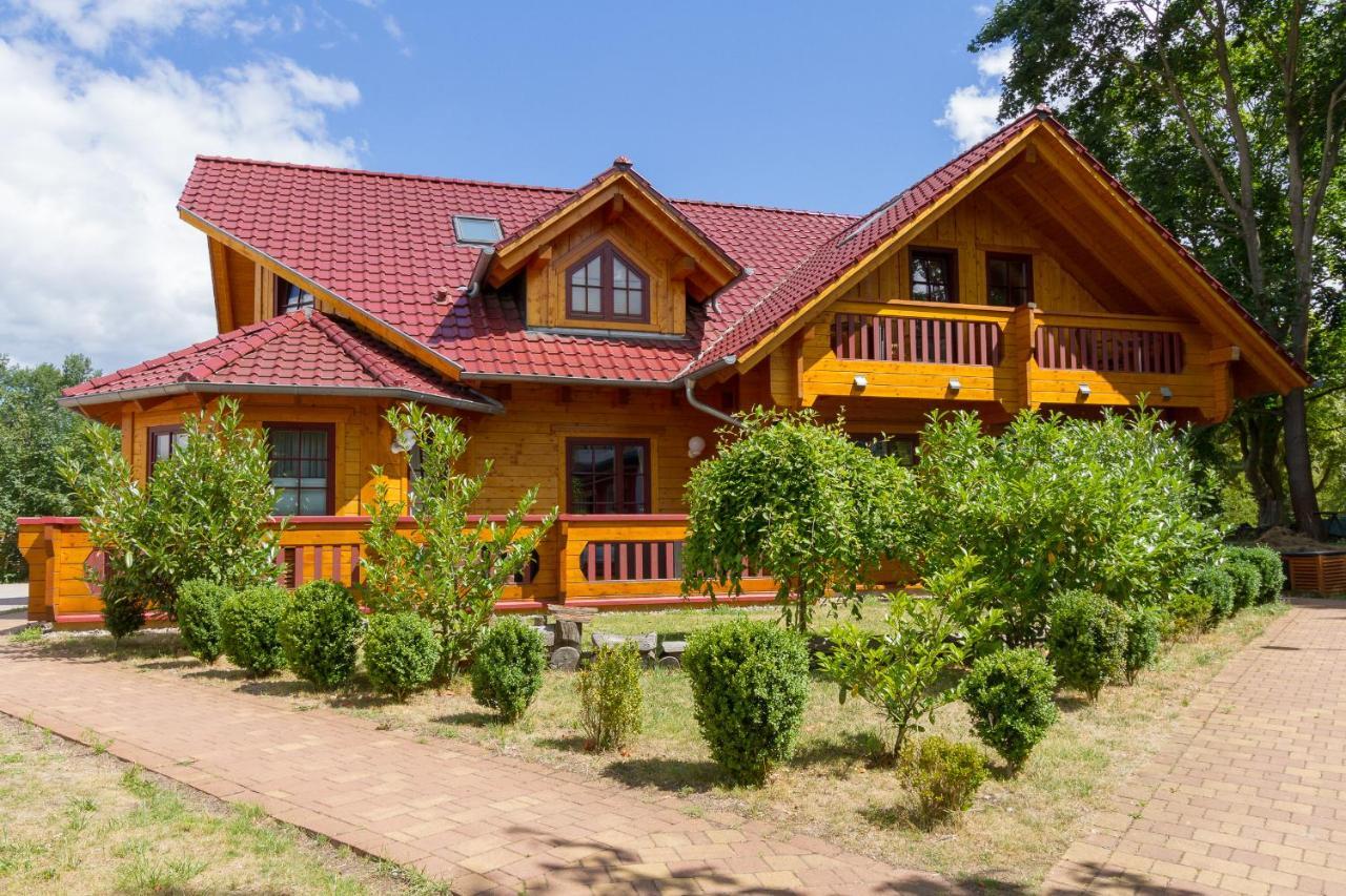 Hotel & Restaurant Wilder Eber Eberswalde-Finow Εξωτερικό φωτογραφία